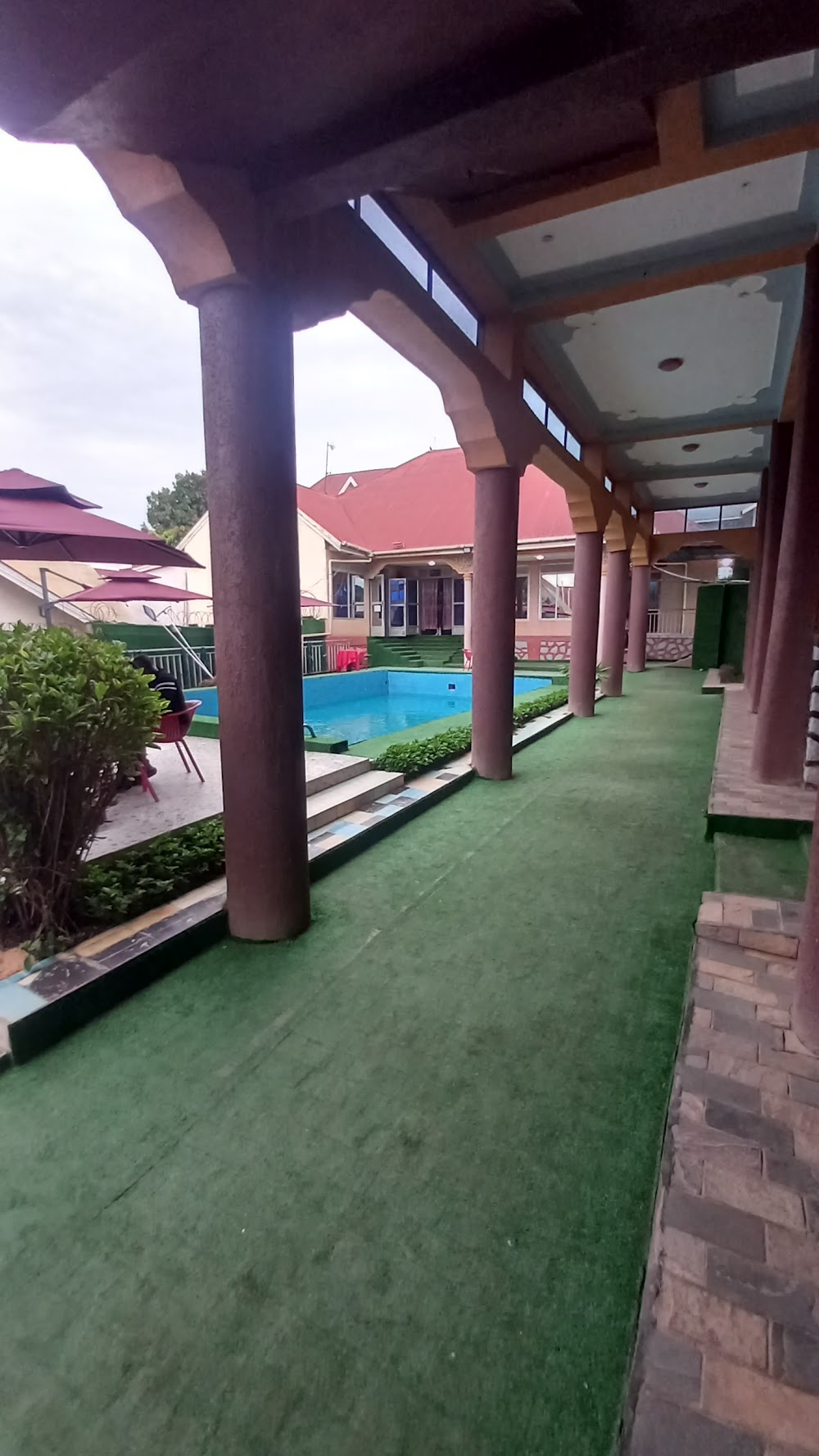 Hotel Karibuni