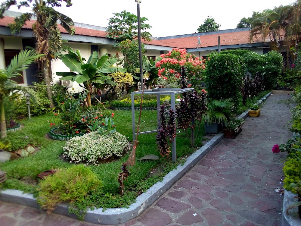 Riviera Hotel and Restaurant
